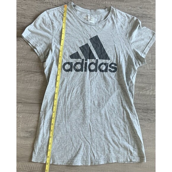 Adidas Womens T Shirt Top The Go To Tee Crew Neck CAP Sleeves Gray Size S - Picture 1 of 3